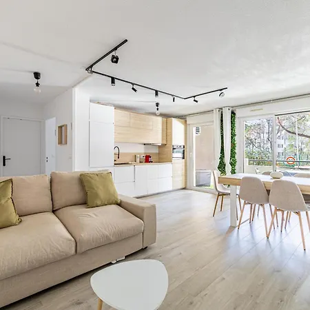 Montfleury Apartment *
